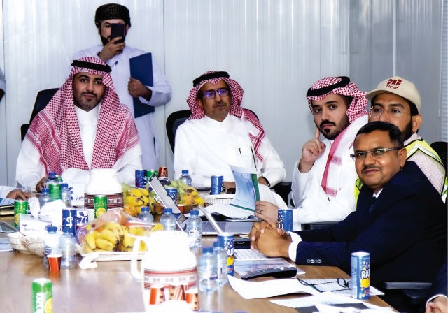 Saudi delegation reviewing progress on the Sultan Said Bin Taimur Road Project